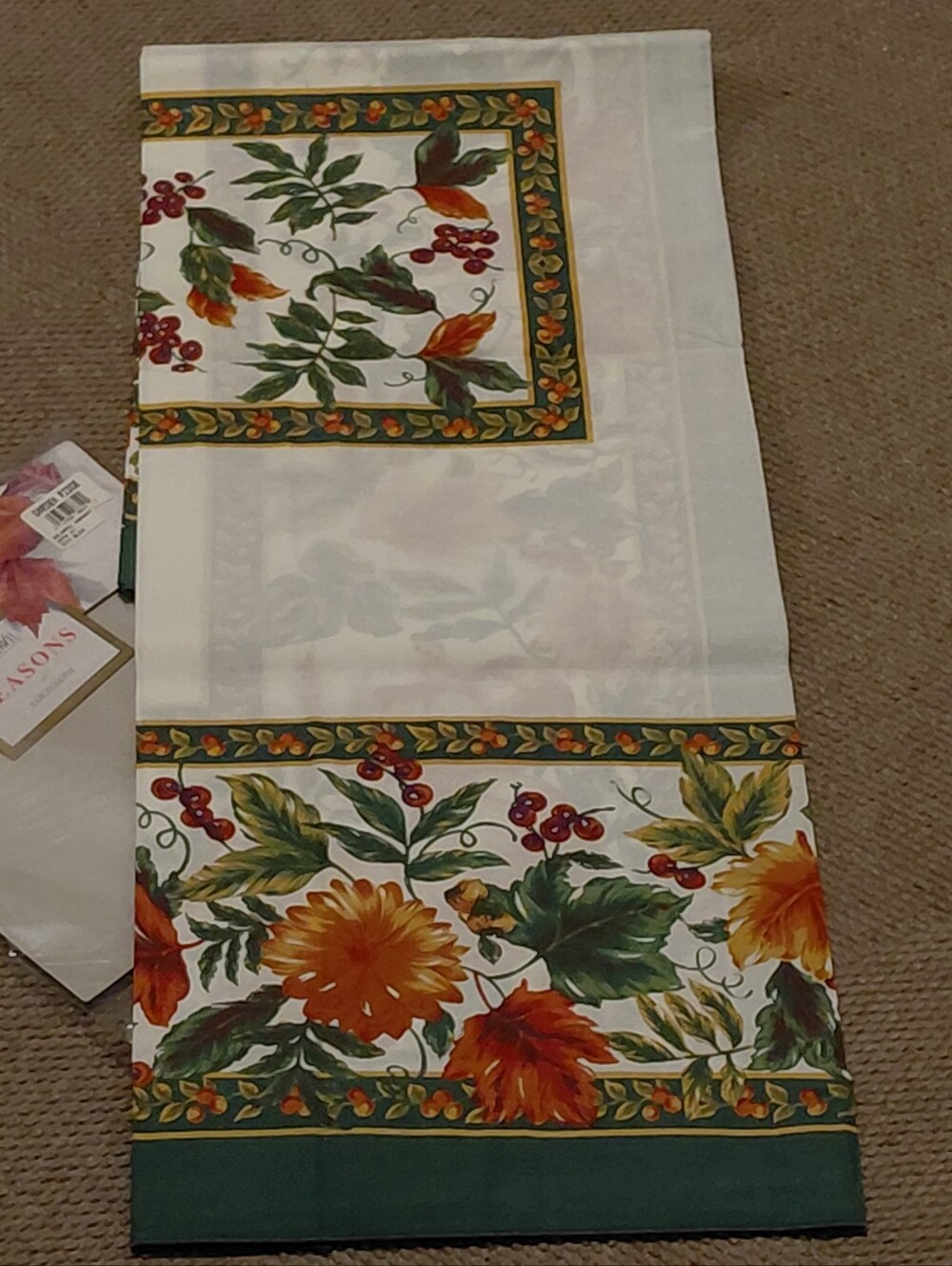 BARDWIL SEASONS TABLECLOTH